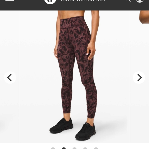 Like New! In Movement Tight - Picture 2 of 6